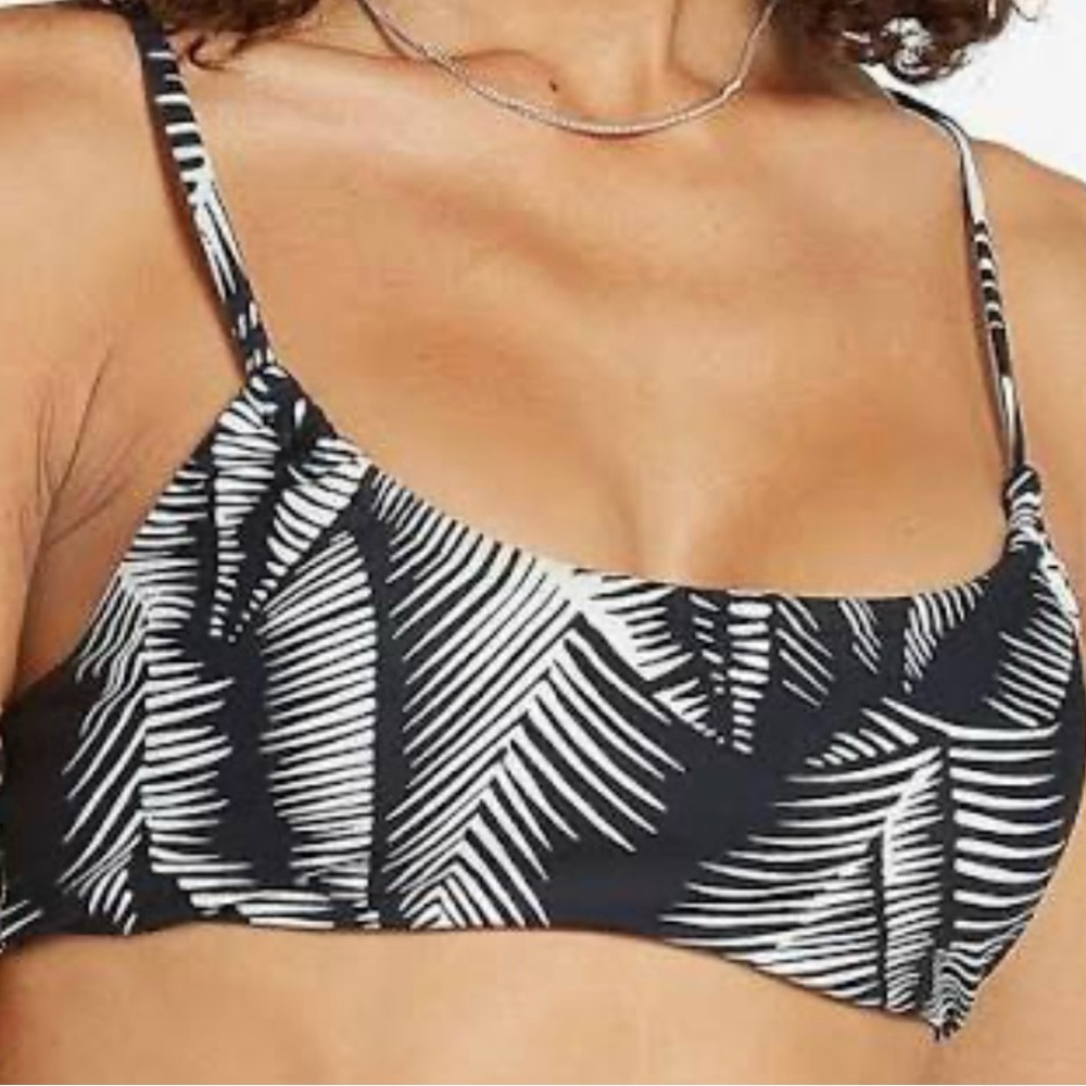 Volcom Stay or Leaf Scoop Top